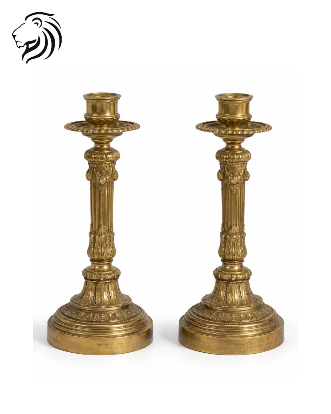 Paire de flambeaux en bronze