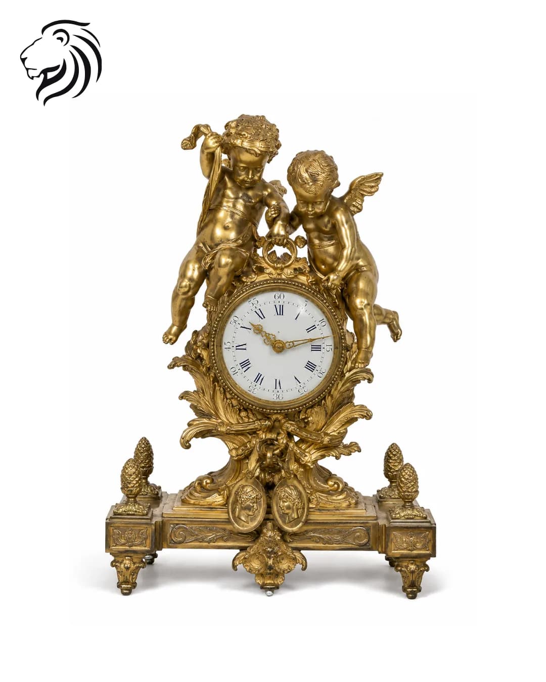 Pendule de cheminée aux rinceaux