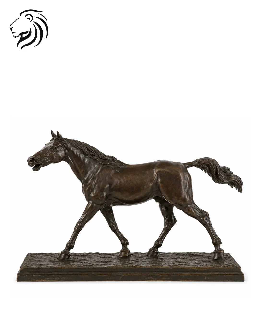 Cheval au trot