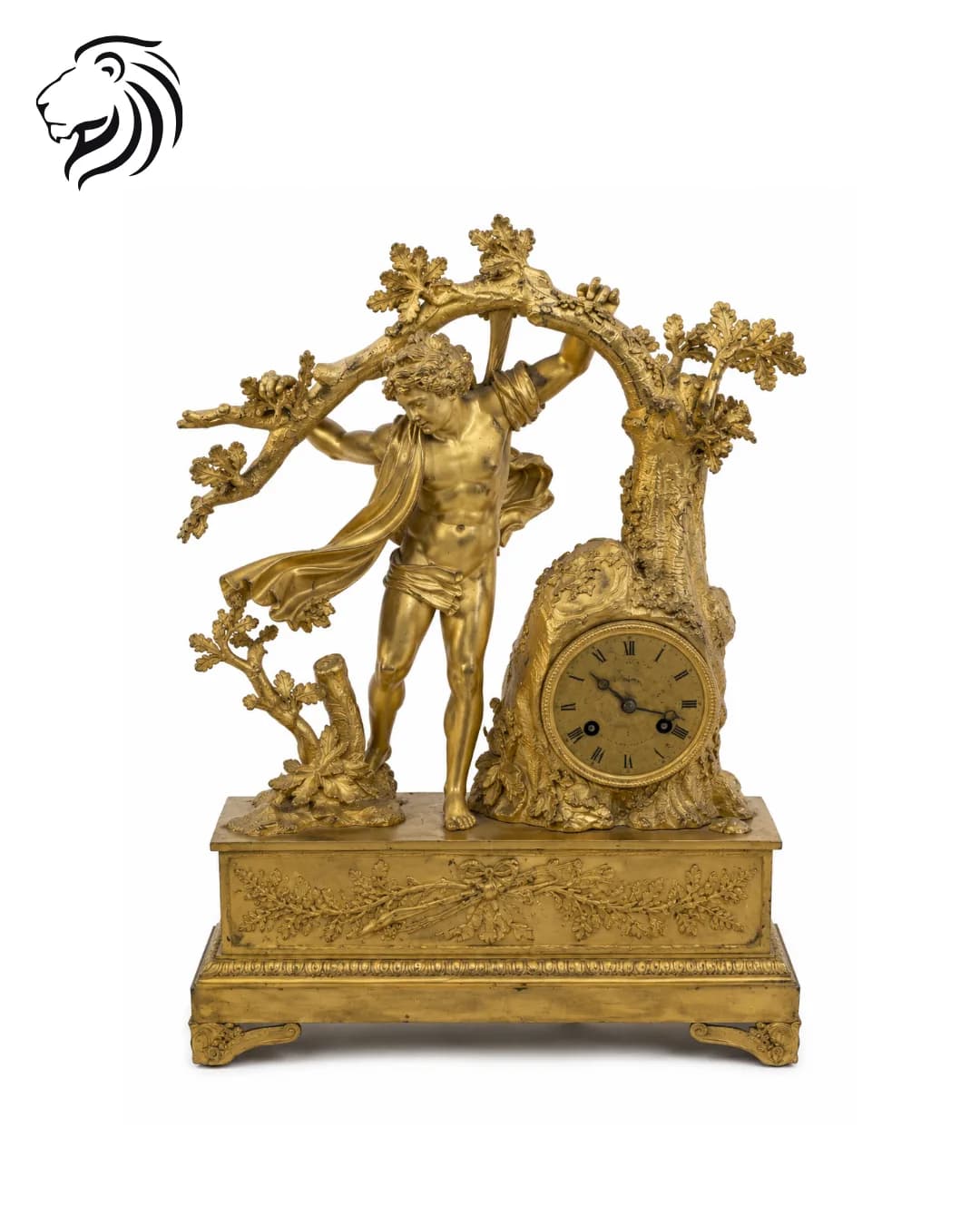 Pendule figurative à composition asymétrique