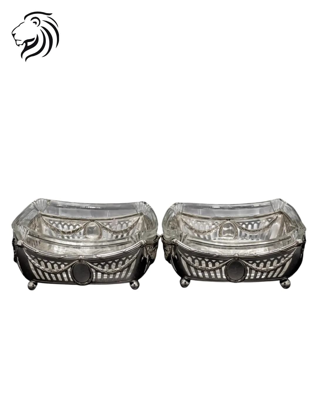 Paire de jardinières ovales en cristal taillé