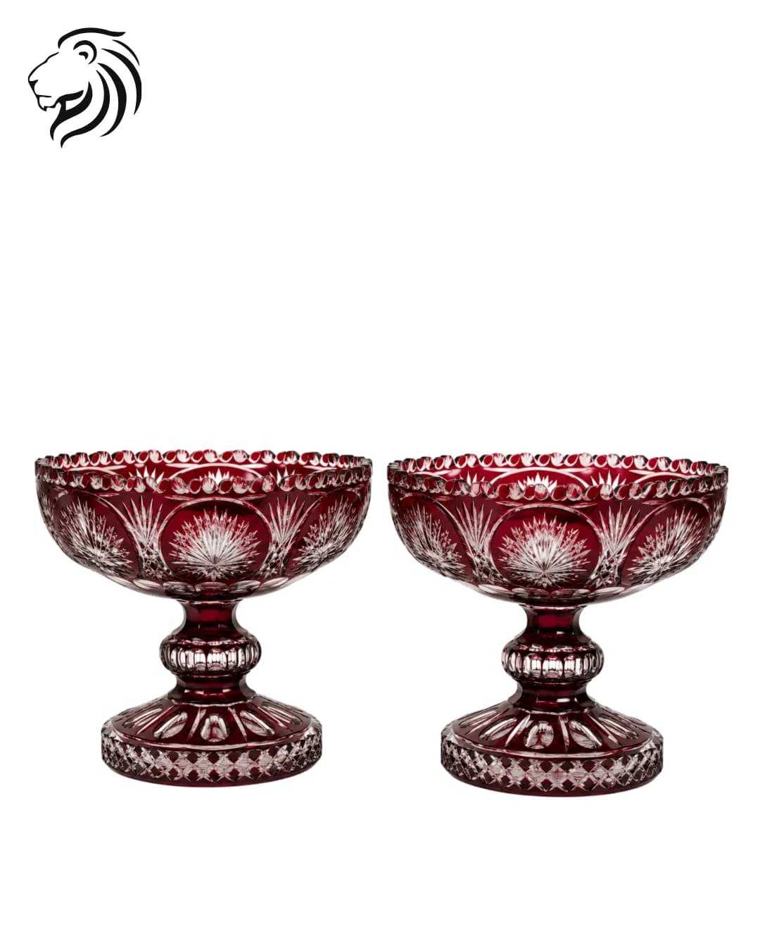 Paire de coupes sur pied en cristal doublé rubis