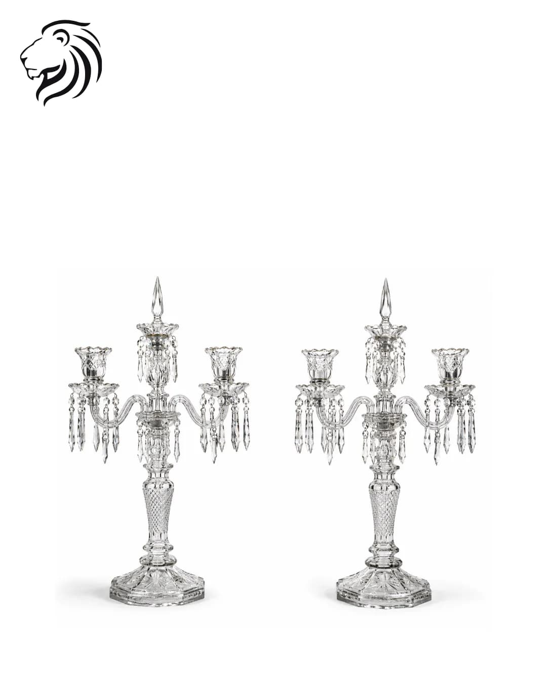 Paire de chandeliers à quatre branches en cristal