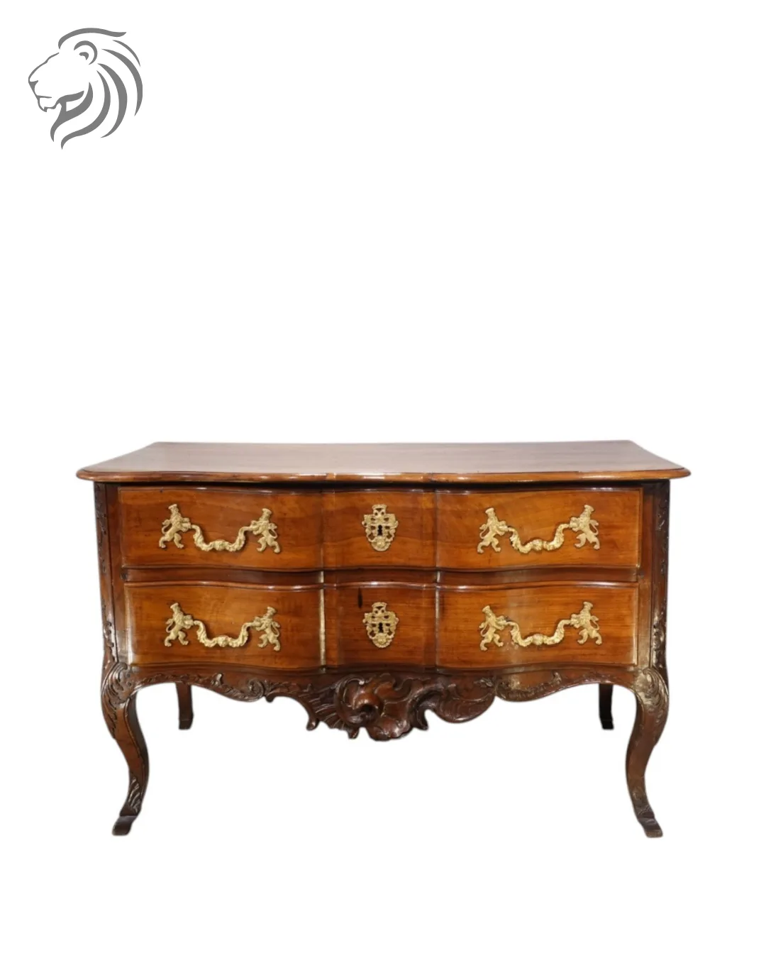 Commode sauteuse en noyer à façade en arbalète