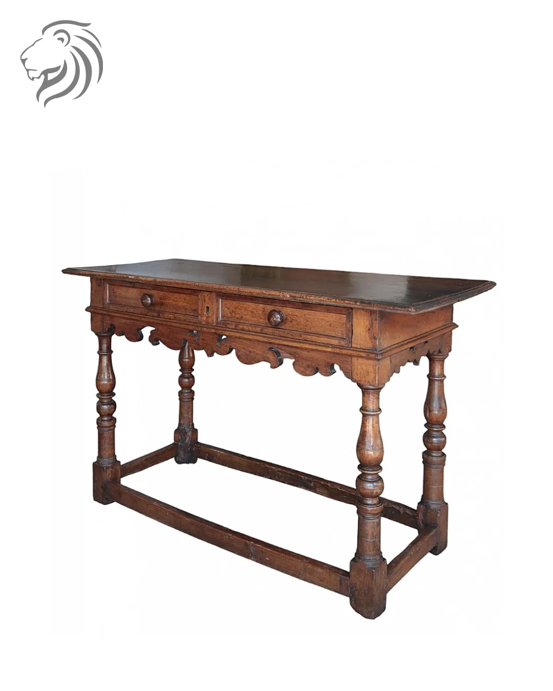 Table console en noyer à pieds tournés